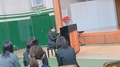 ピアノ演奏会01.jpg